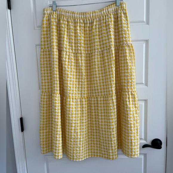 Old Navy Womens Gingham Tiered Maxi Skirt Size 2X Cottagecore Preppy Seersucker - Picture 4 of 16